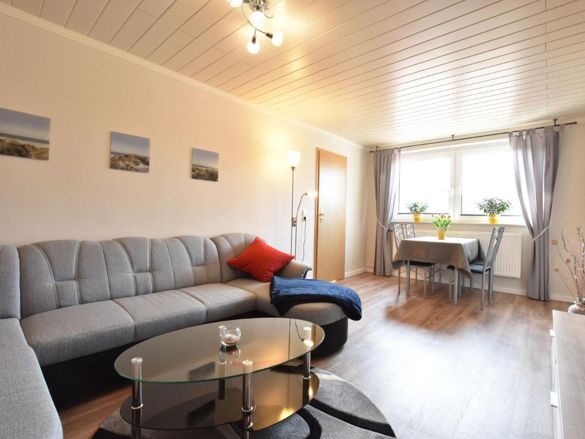 Apartment With Terrace In Warnkenhagen Номер фото