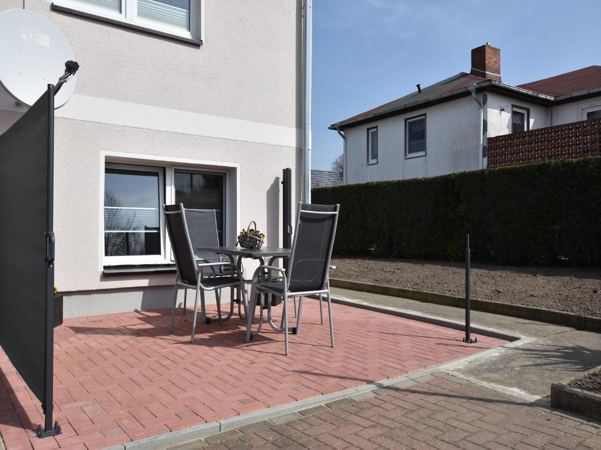 Apartment With Terrace In Warnkenhagen Экстерьер фото